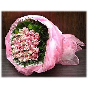 BO32-36  粉玫瑰花束-粉玫瑰花束包紗  (Sold Out)